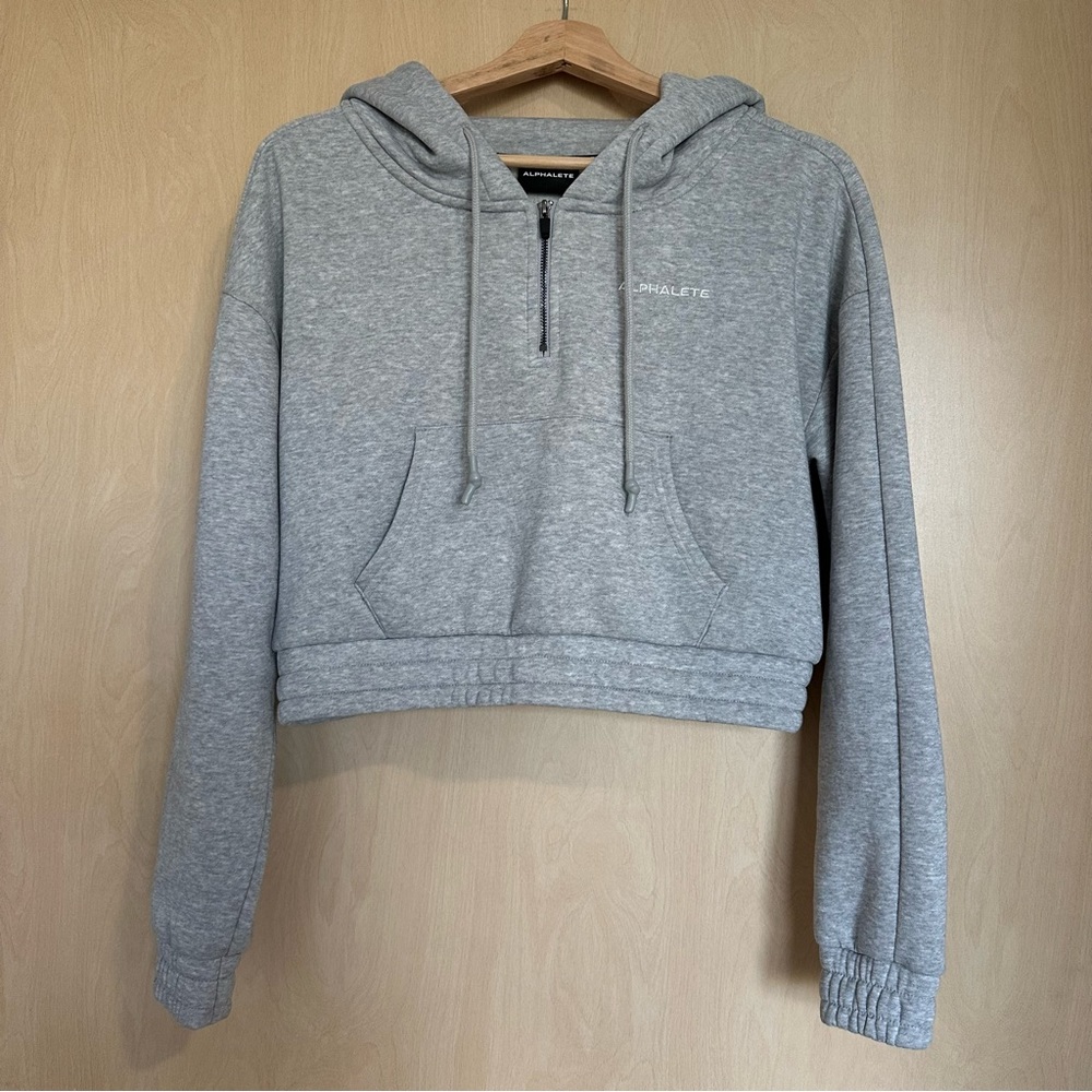 Alphalete Cropped Hoodie